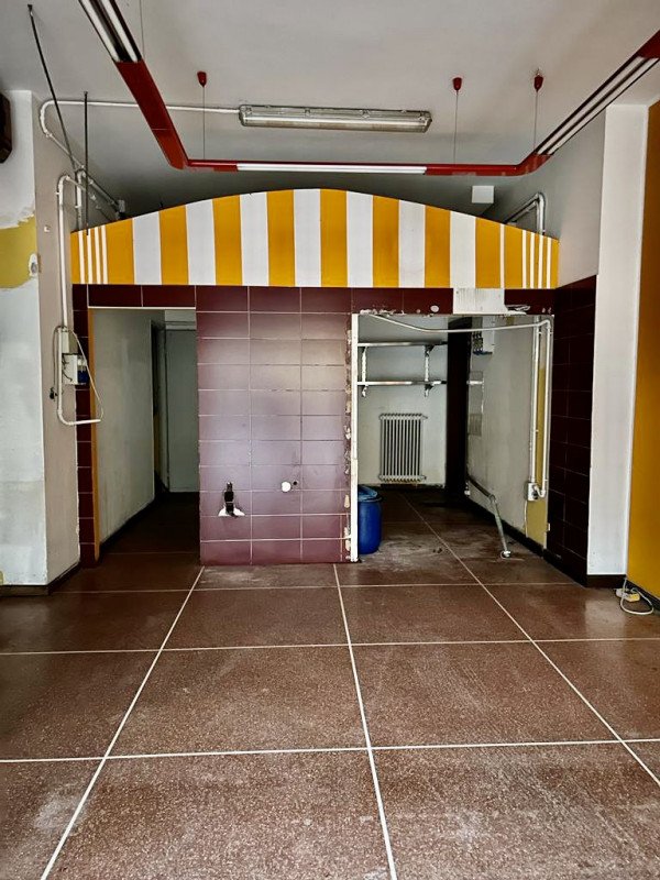 negozio in affitto a Padova in zona Portello