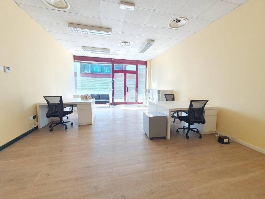 negozio in affitto a Padova in zona Stanga