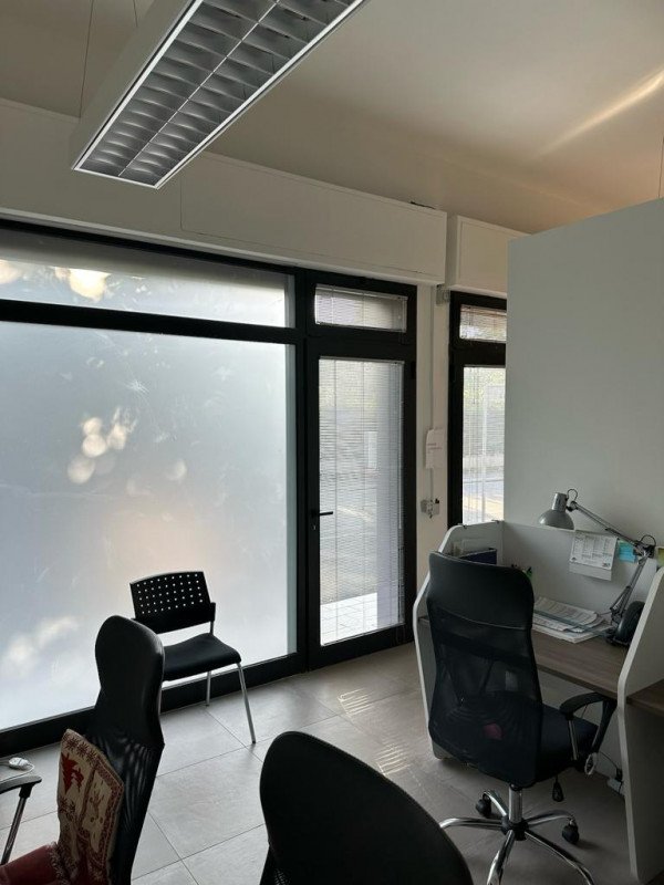 negozio in affitto a Padova