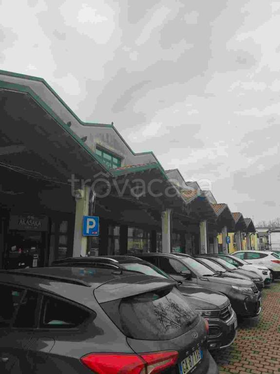 negozio in affitto a Padova in zona Porta Trento