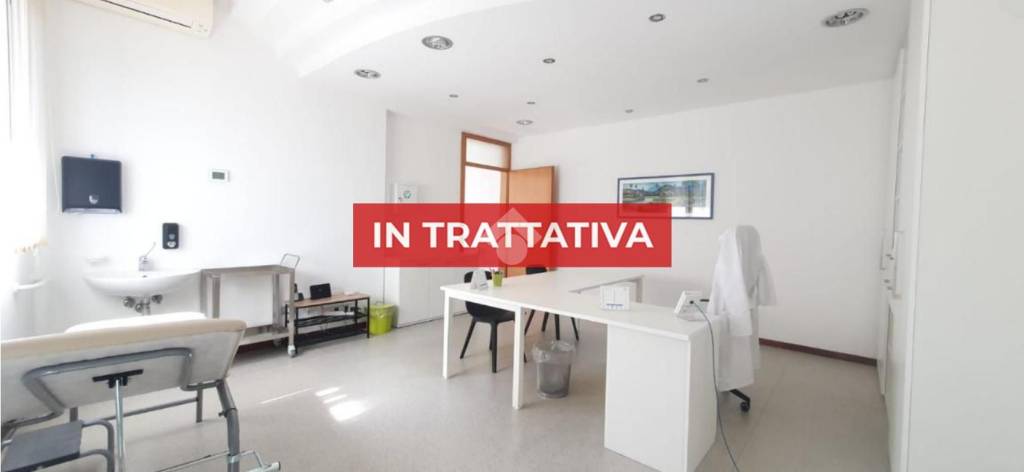negozio in affitto a Padova in zona Madonna Pellegrina