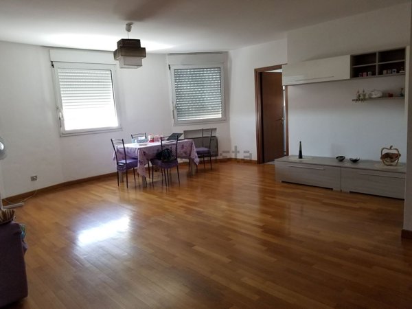 casa indipendente in affitto a Padova in zona San Carlo