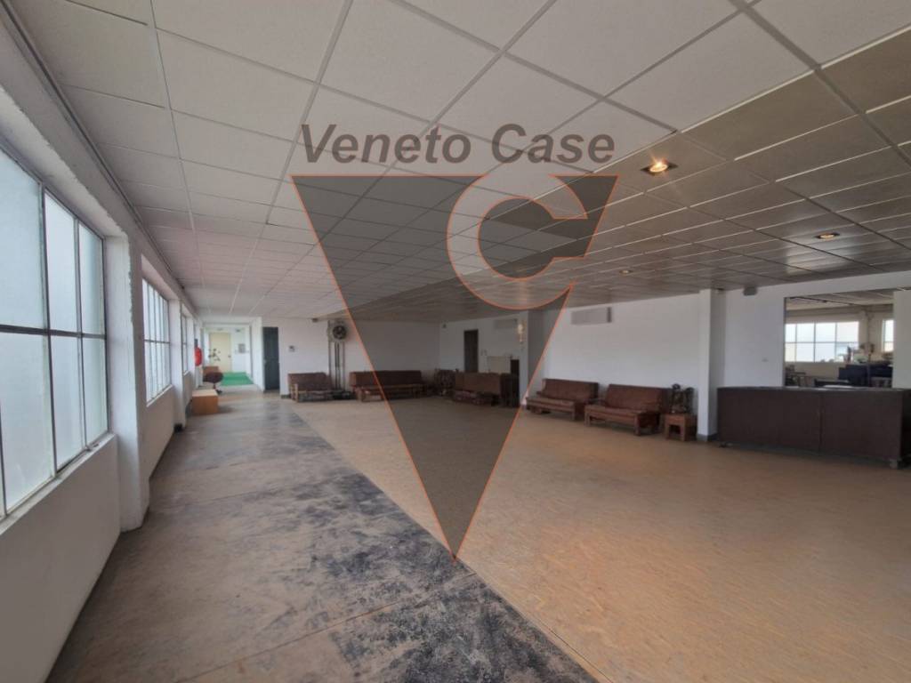 locale commerciale in affitto a Padova in zona Camin / Granze