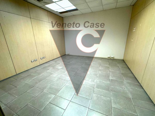 ufficio in affitto a Padova in zona Camin / Granze