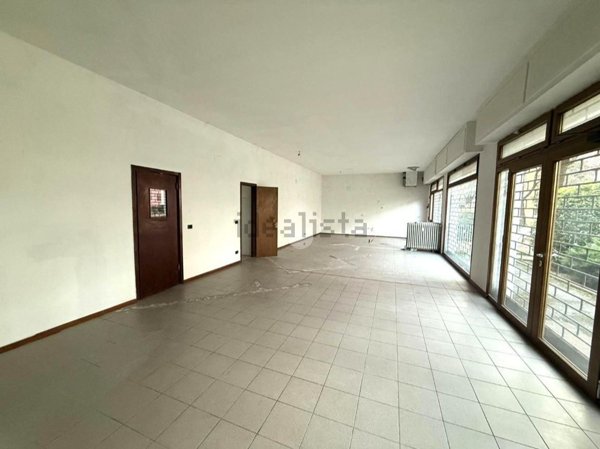 negozio in affitto a Padova in zona Sacra Famiglia