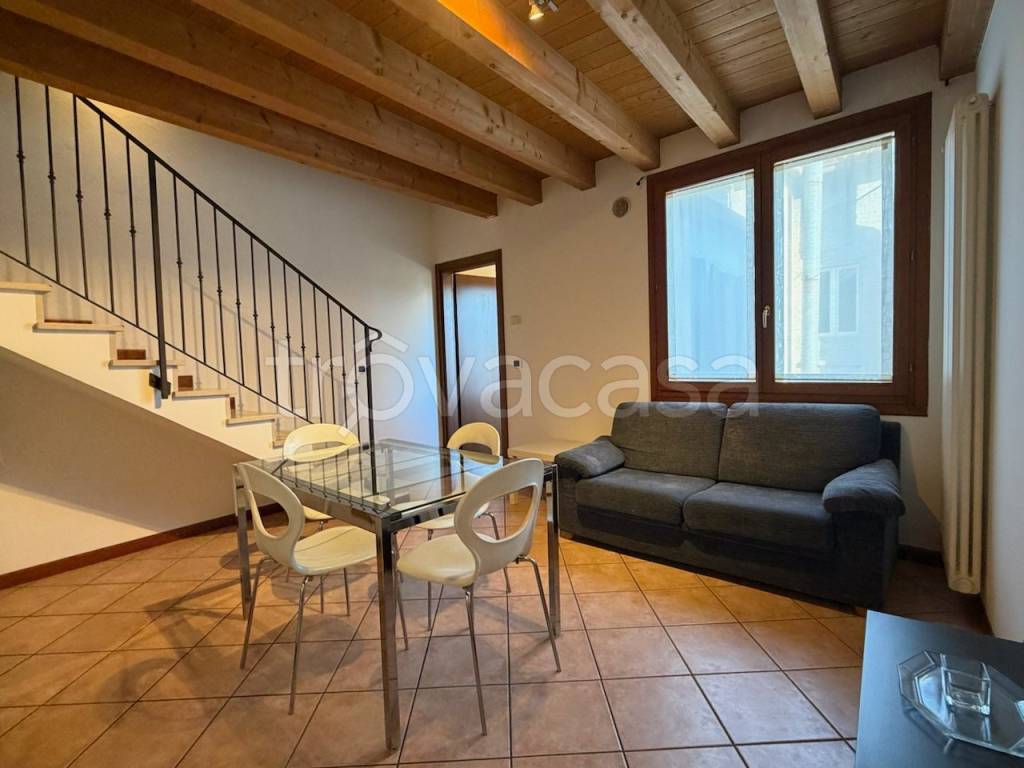 appartamento in affitto a Padova in zona Centro Storico