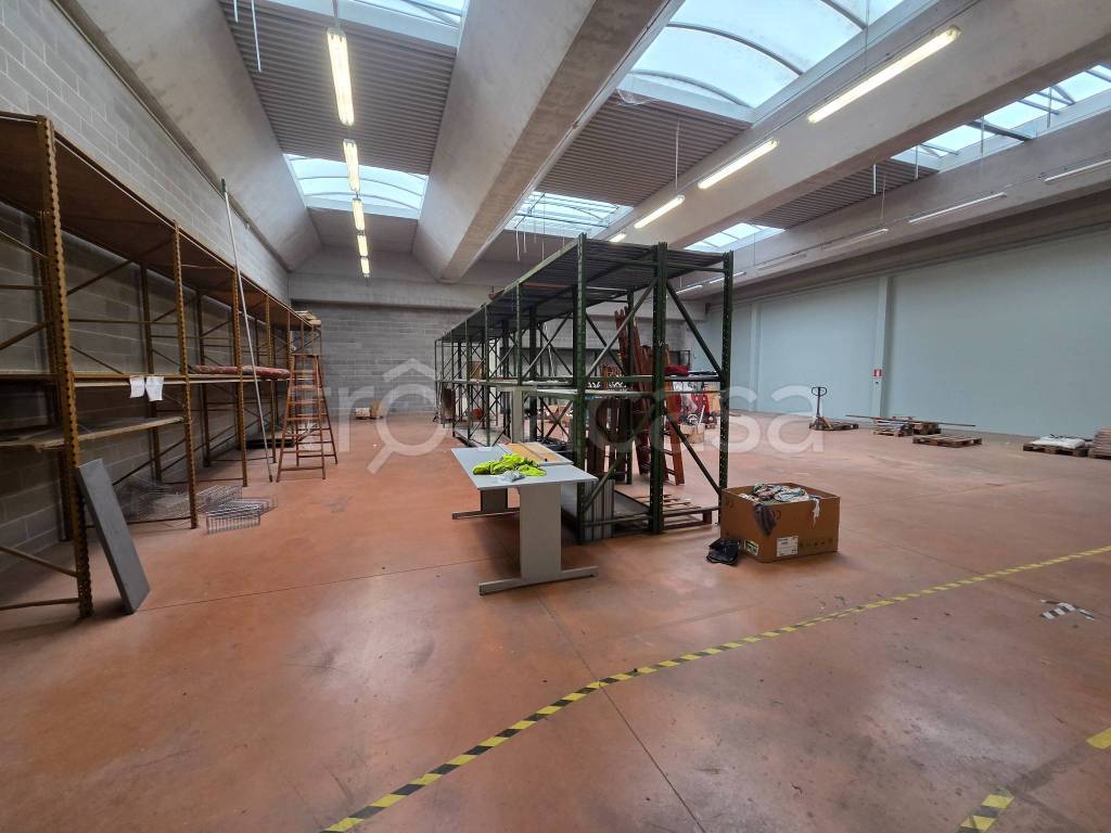 locale commerciale in affitto a Padova in zona Pio X