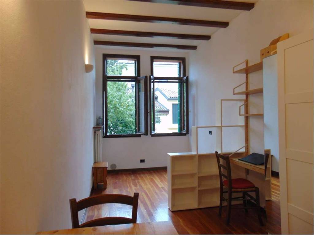 appartamento in affitto a Padova in zona Savonarola