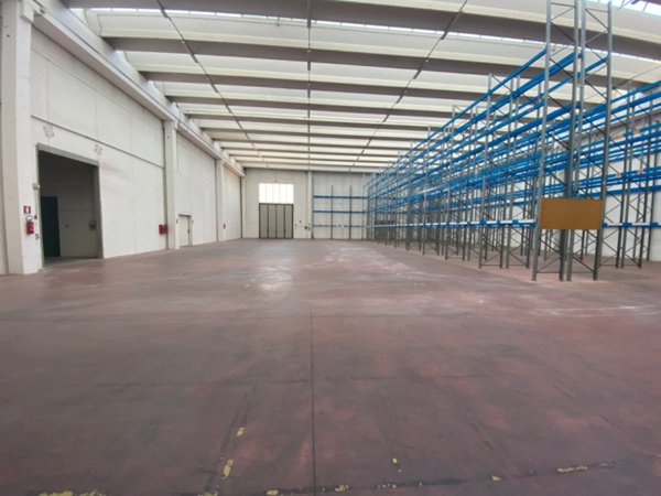 capannone in affitto a Padova