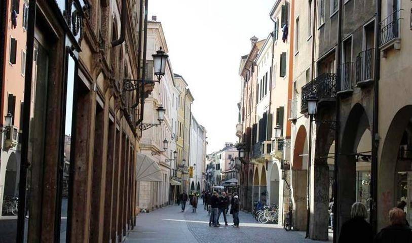 appartamento in affitto a Padova in zona Centro Storico
