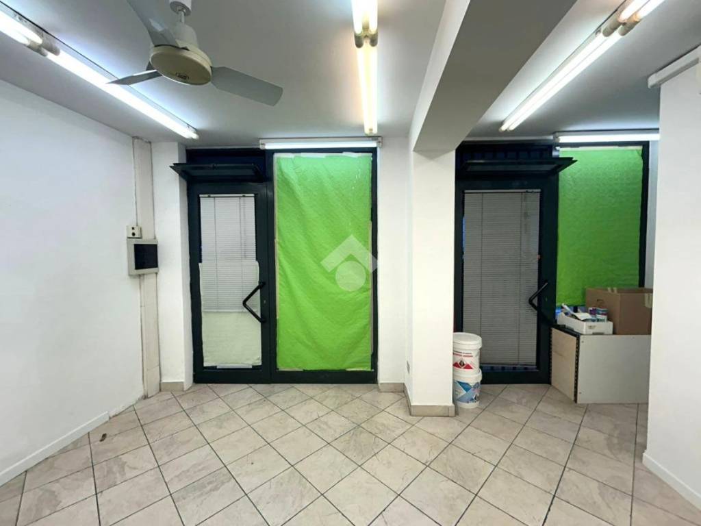 negozio in affitto a Padova in zona Portello