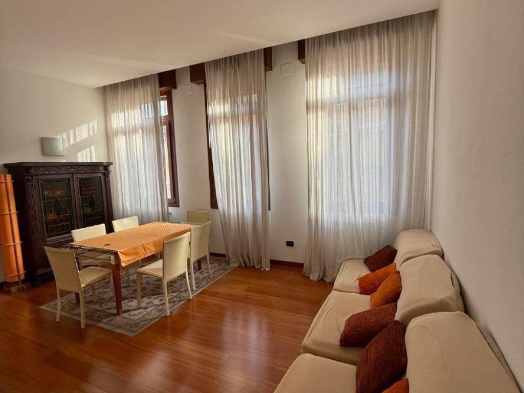 appartamento in affitto a Padova in zona Centro Storico