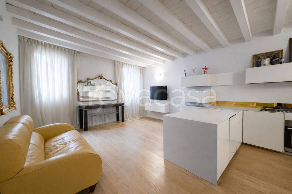 appartamento in affitto a Padova