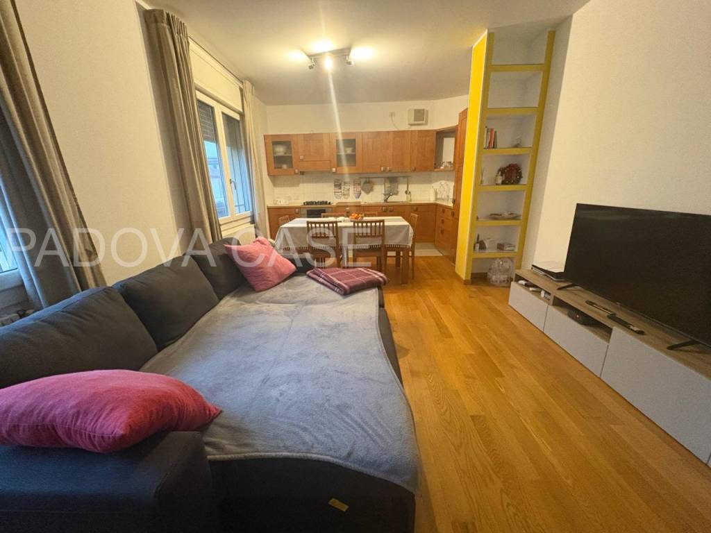 appartamento in affitto a Padova in zona Porta Trento