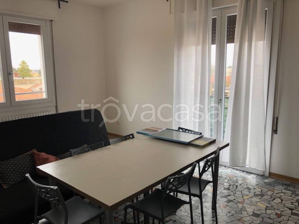 appartamento in affitto a Padova in zona Brentelle