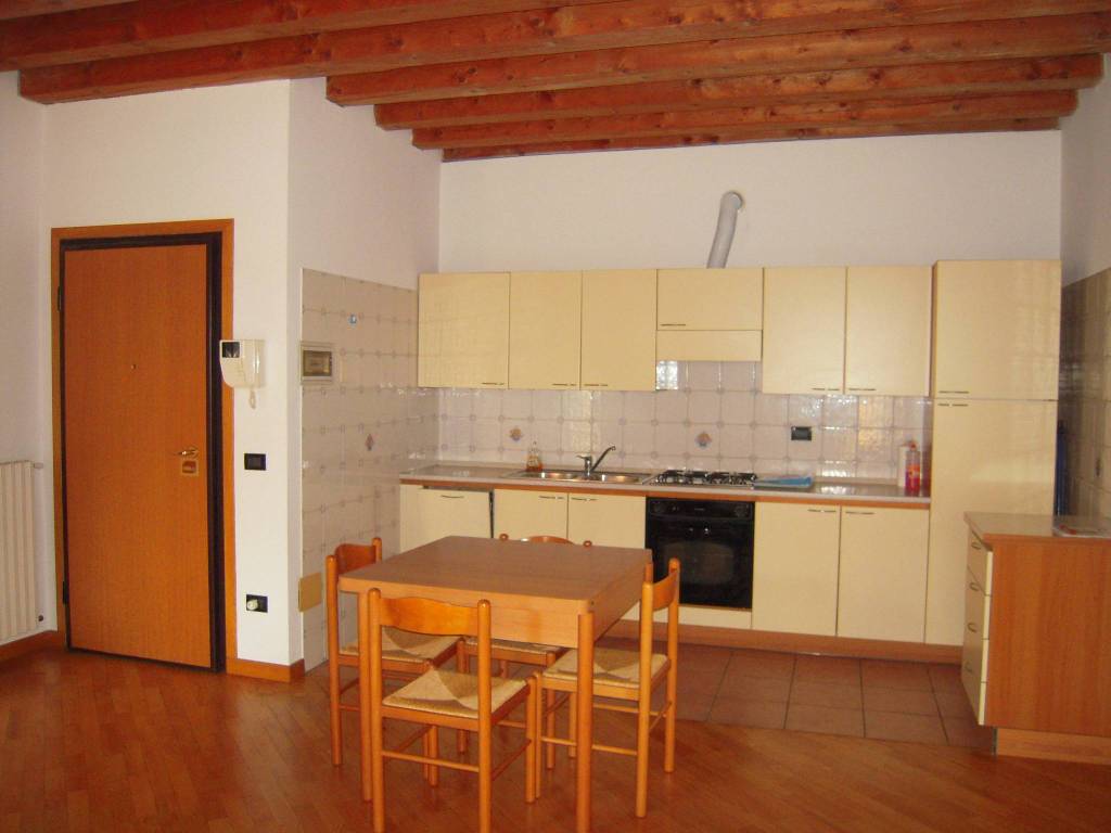 appartamento in affitto a Padova in zona Savonarola