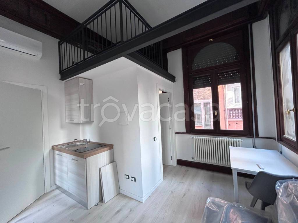 monolocale in affitto a Padova