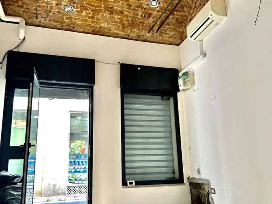 negozio in affitto a Padova