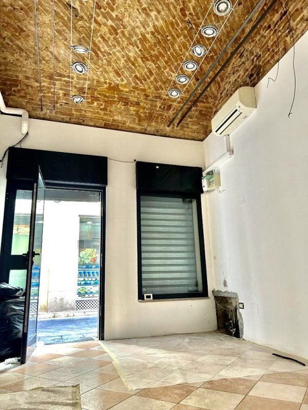 negozio in affitto a Padova in zona Centro Storico