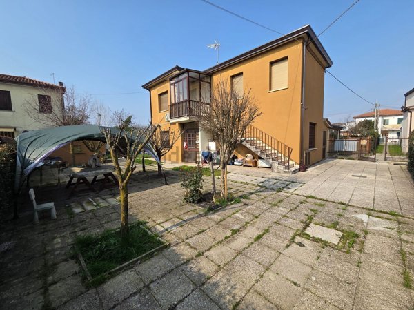 casa indipendente in affitto a Padova in zona Bassanello