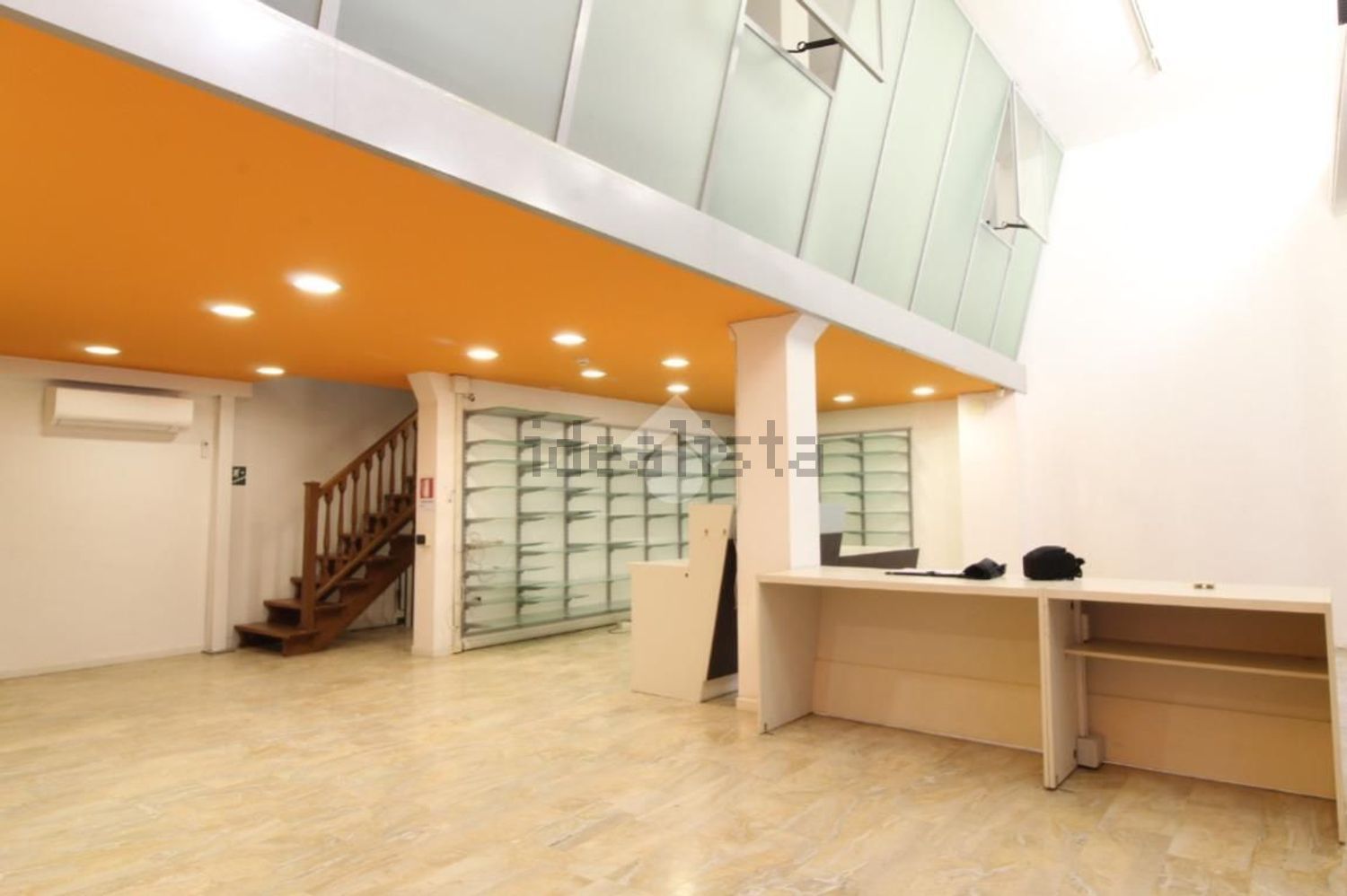 negozio in affitto a Padova in zona Portello