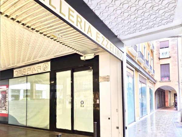 negozio in affitto a Padova in zona Savonarola