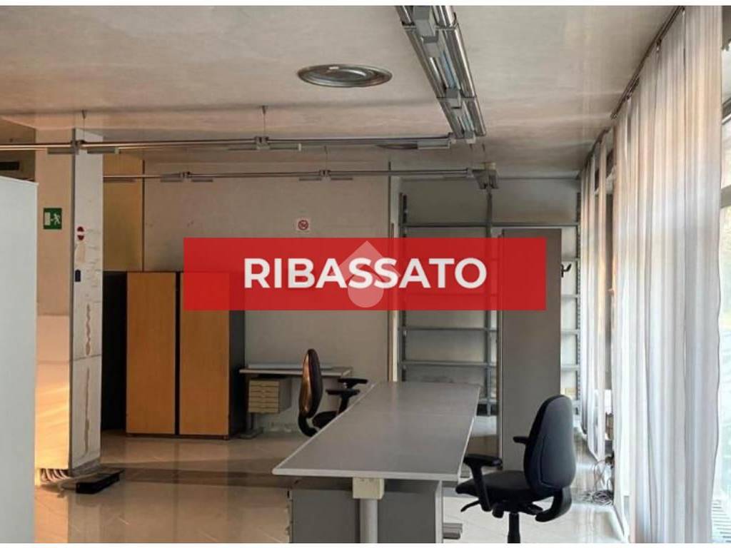 negozio in affitto a Padova in zona Forcellini / Terranegra