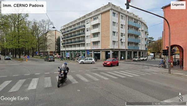 negozio in affitto a Padova