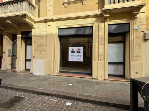 negozio in affitto a Padova in zona Santa Croce