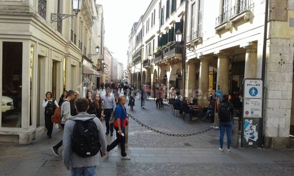 negozio in affitto a Padova in zona Centro Storico