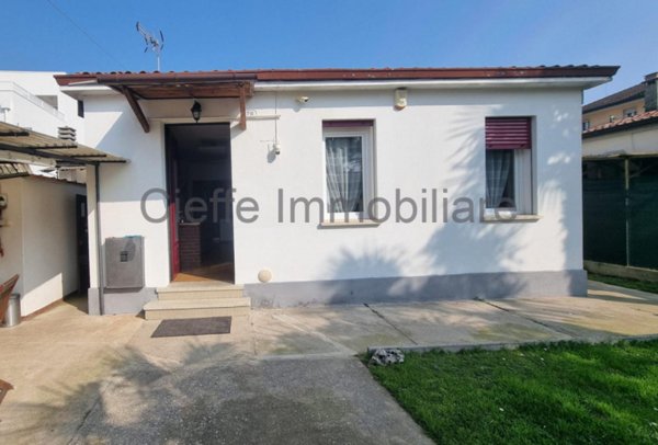 casa indipendente in affitto a Padova in zona San Lazzaro