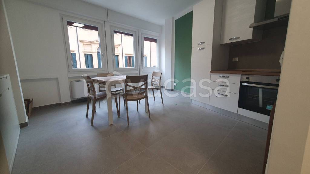 appartamento in affitto a Padova in zona Savonarola