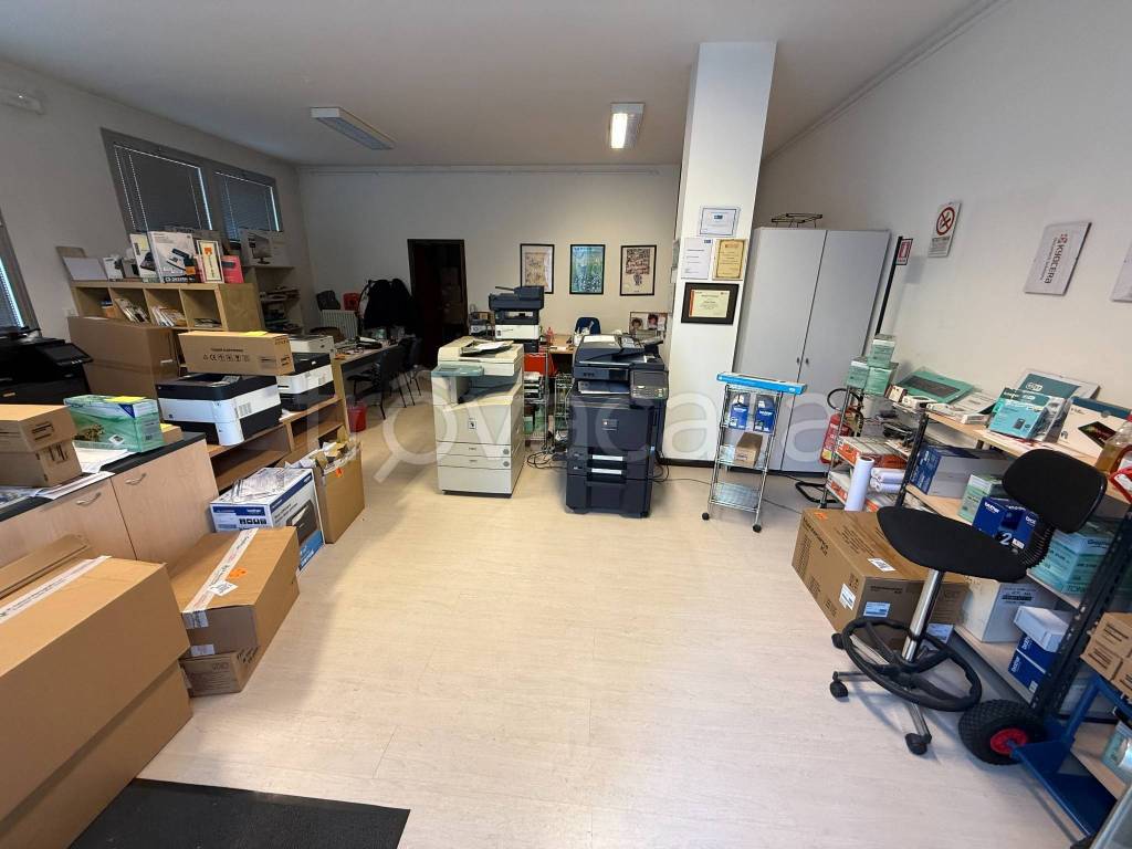 negozio in affitto a Padova in zona San Carlo