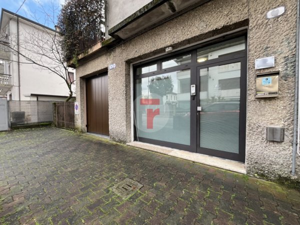 negozio in affitto a Padova in zona San Carlo