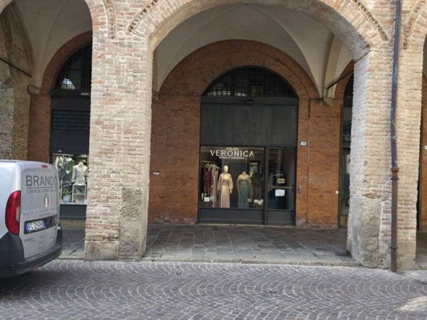 negozio in affitto a Padova in zona Santa Croce