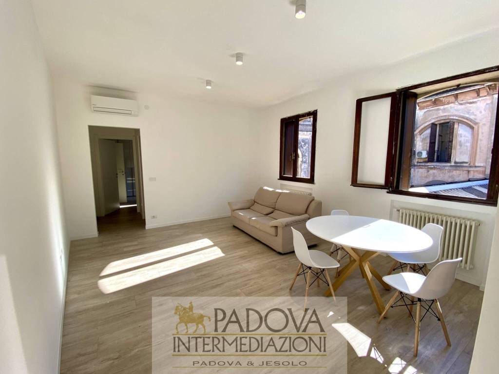 appartamento in affitto a Padova in zona Centro Storico