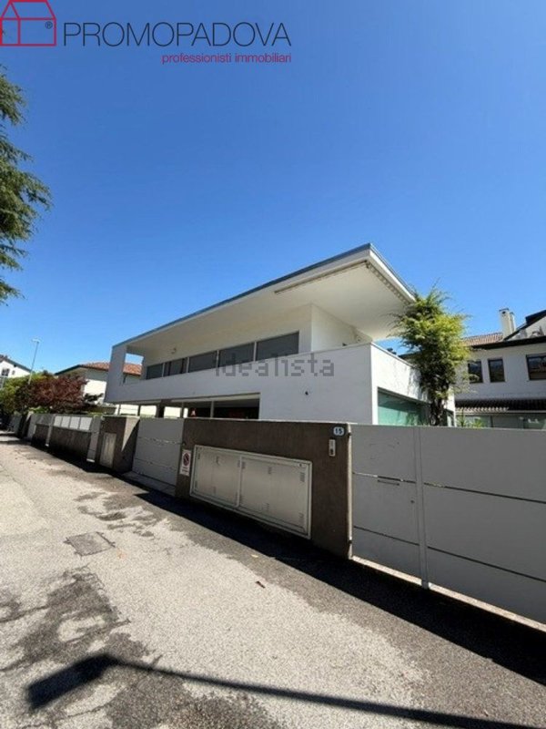 appartamento in affitto a Padova in zona Madonna Pellegrina