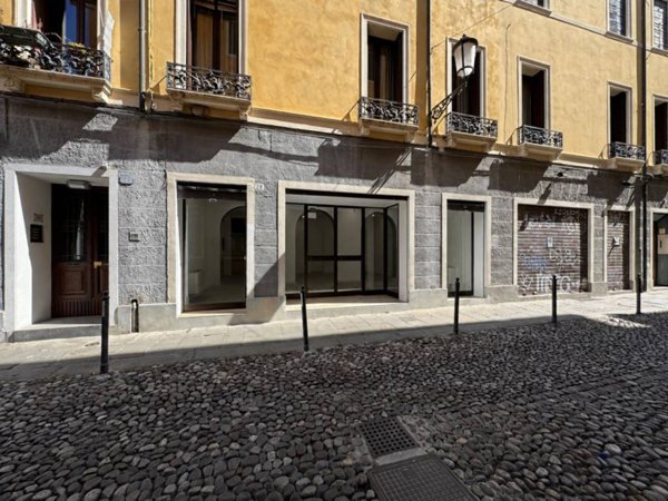 negozio in affitto a Padova in zona Centro Storico