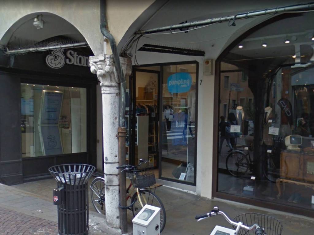 negozio in affitto a Padova in zona Savonarola