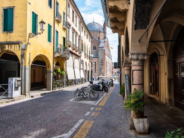 appartamento in affitto a Padova in zona Centro Storico