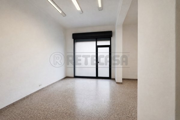negozio in affitto a Padova in zona Portello
