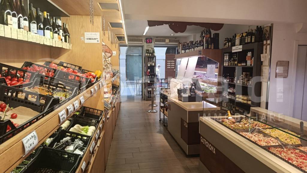 negozio in affitto a Padova in zona Centro Storico