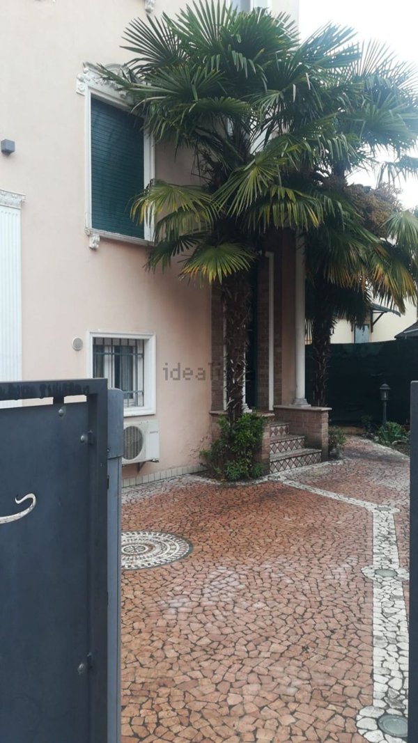 appartamento in affitto a Padova in zona Arcella
