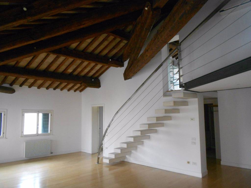 appartamento in affitto a Padova in zona Savonarola