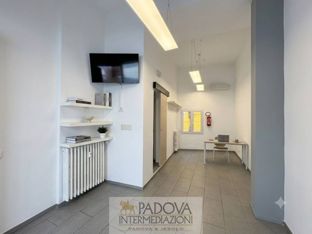 negozio in affitto a Padova in zona Centro Storico