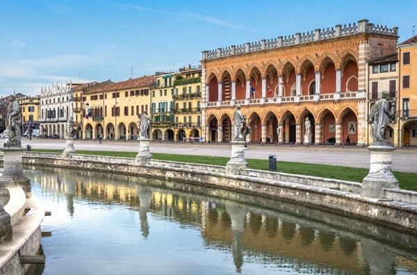 locale commerciale in affitto a Padova in zona Santa Croce