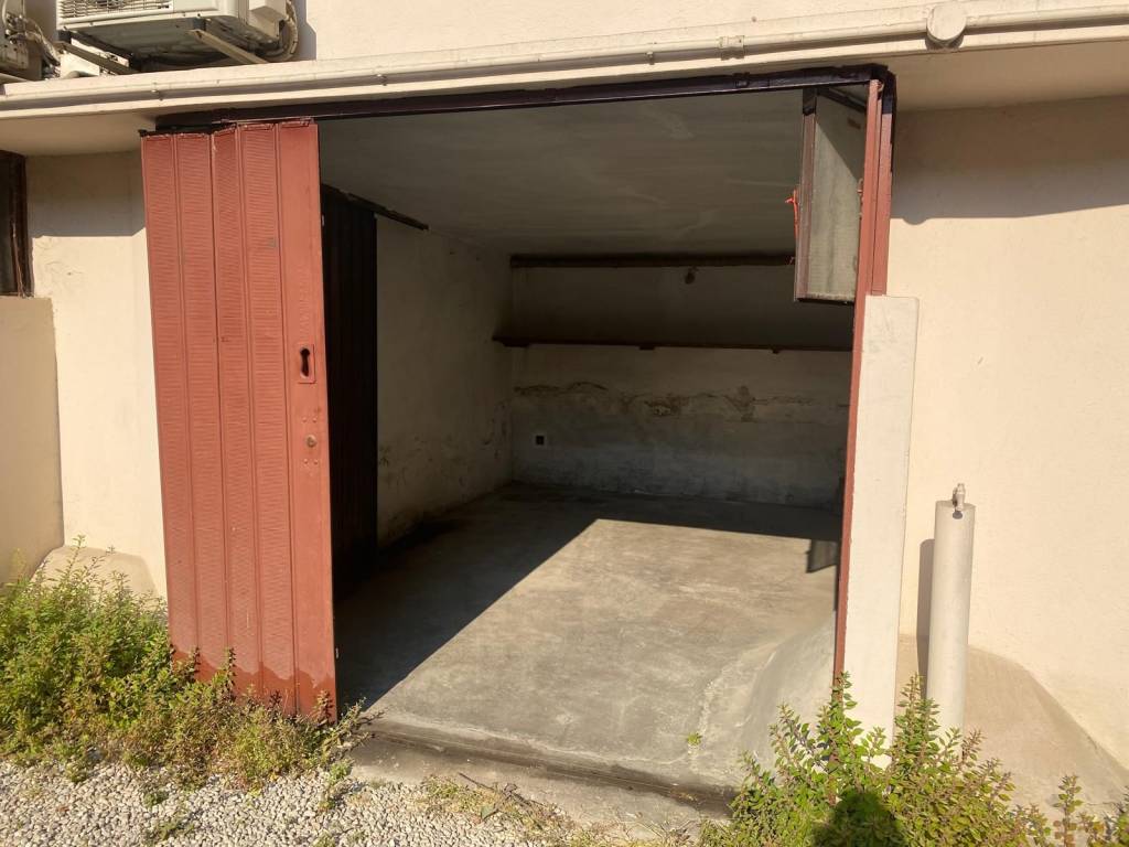 box auto in affitto a Padova in zona Arcella
