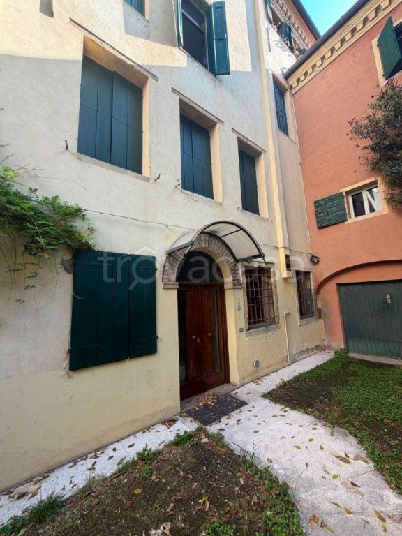 appartamento in affitto a Padova in zona Centro Storico