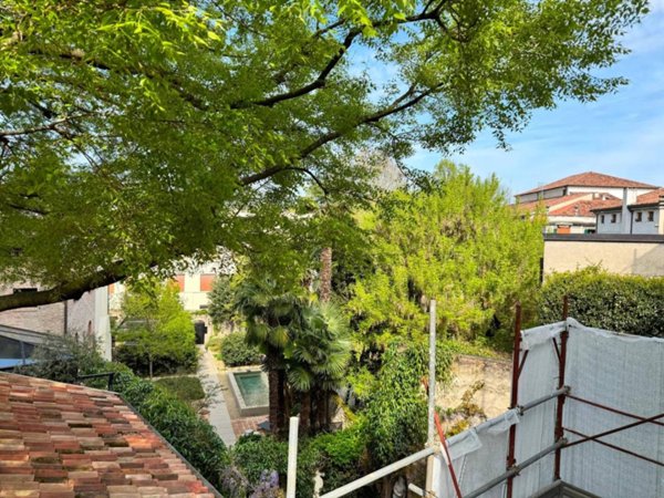 appartamento in affitto a Padova in zona Centro Storico