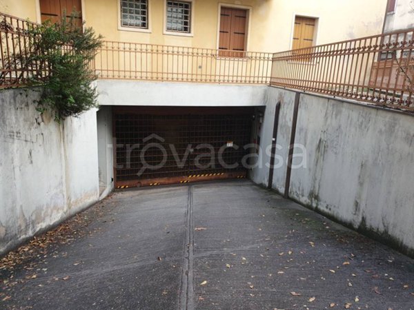 box auto in affitto a Padova